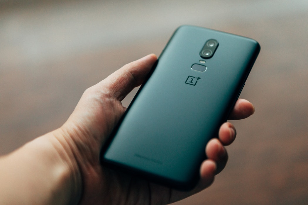 OnePlus breaks Work Profile creation with OxygenOS Pie update, offers temporary fix till next OTA