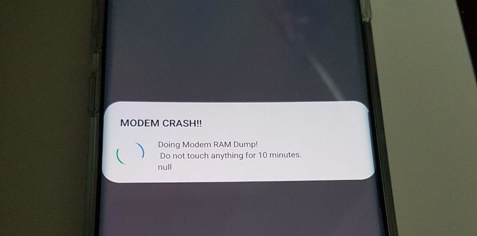 [Company aware] Samsung Galaxy S10 restarts every night? Random reboot or crash issue affecting many