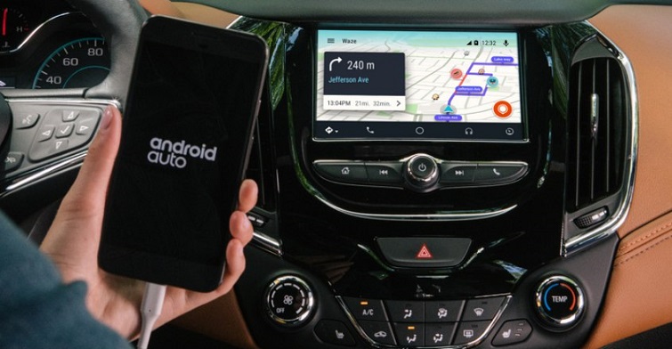 [Update: July 21] Android Auto Google Maps zoom with control knob broken, fix incoming