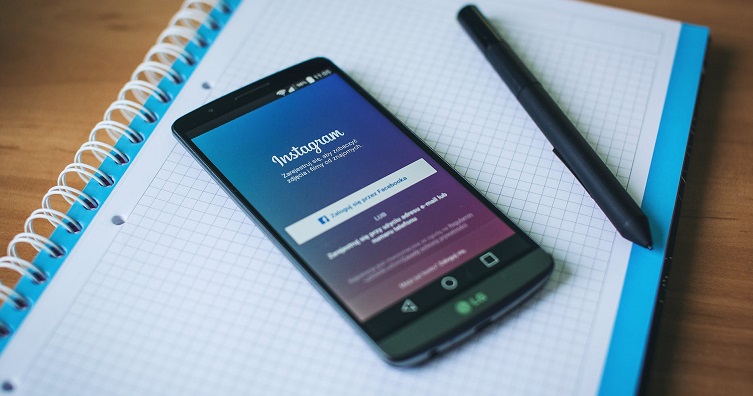Instagram features being tested: Share Direct Messages (DM) as Story & control who mentions you