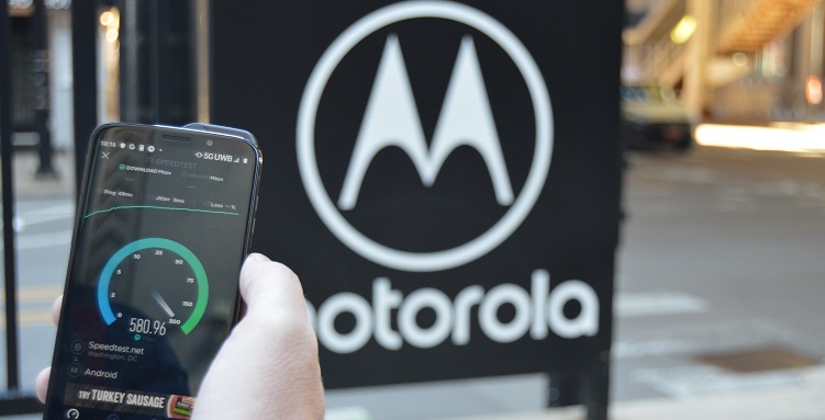 Foldable Motorola Razr phone could finally debut later this year