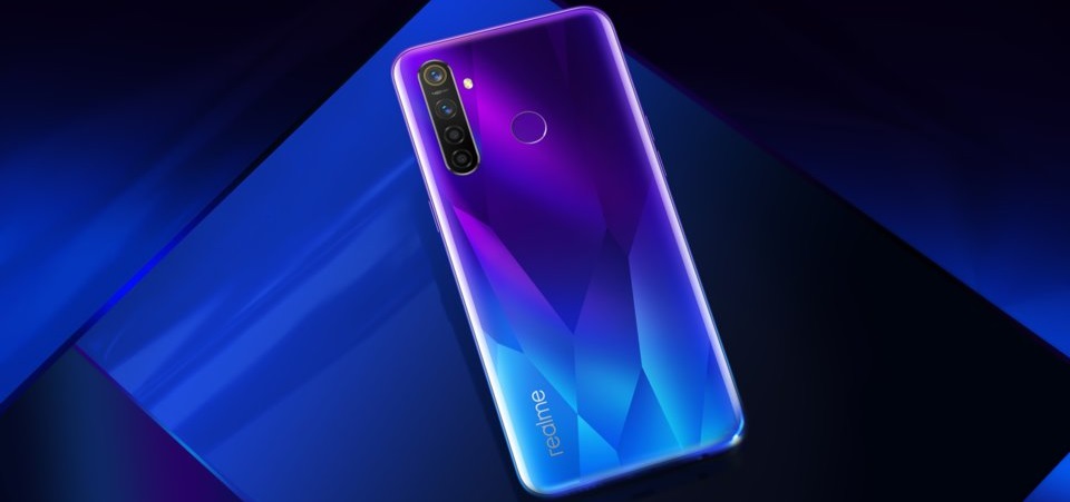 [Updated] Realme Q / Realme 5 Pro Realme UI (Android 10) update rolls out as first batch for early adopters