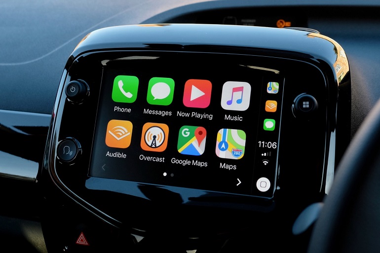 Apple CarPlay 'disconnecting' or 'steering wheel buttons not working' for some after iOS 16.5.1 update, fix allegedly in the works