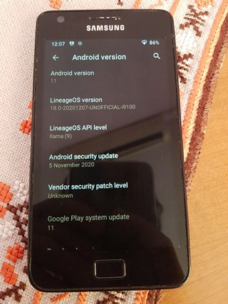 samsung-galaxy-s2-android-11-lineageos-18.0