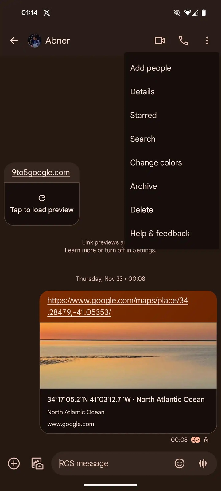 A-screenshot-showing-Change-colors-option-for-custom-bubbles-in-Google-Messages