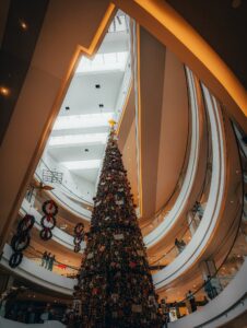 Photo-of-a-Christmas-tree-shot-on-Google-Pixel-7-Pro