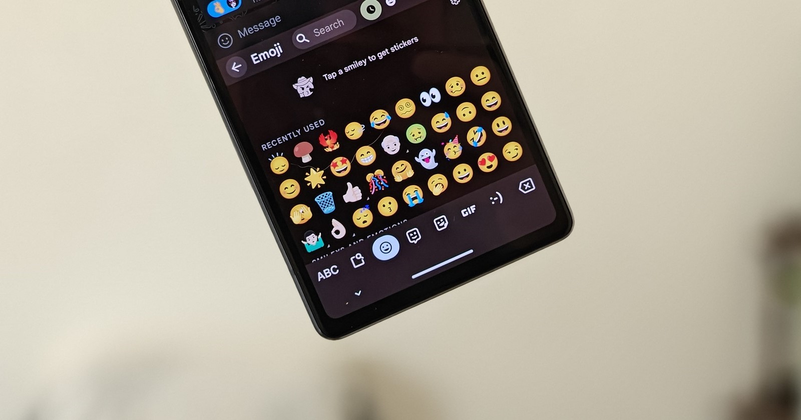 Gboard beta v13.8.03 update adds support for new Unicode 15.1 and Emoji 15.1 on Pixel devices
