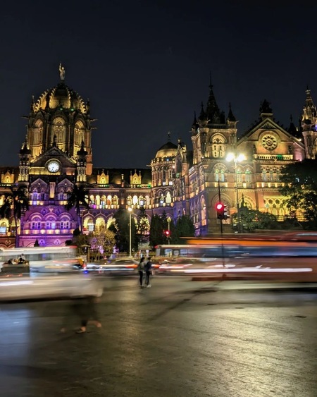 Mumbai-night-photo-on-pixel