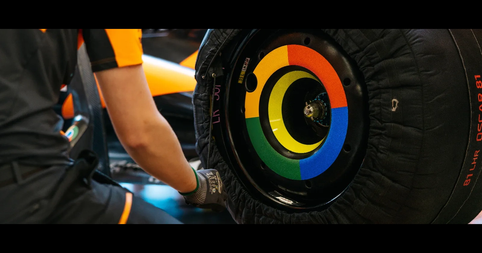 Google & McLaren expand partnership to show off Pixel phones and other services in F1 & Extreme E