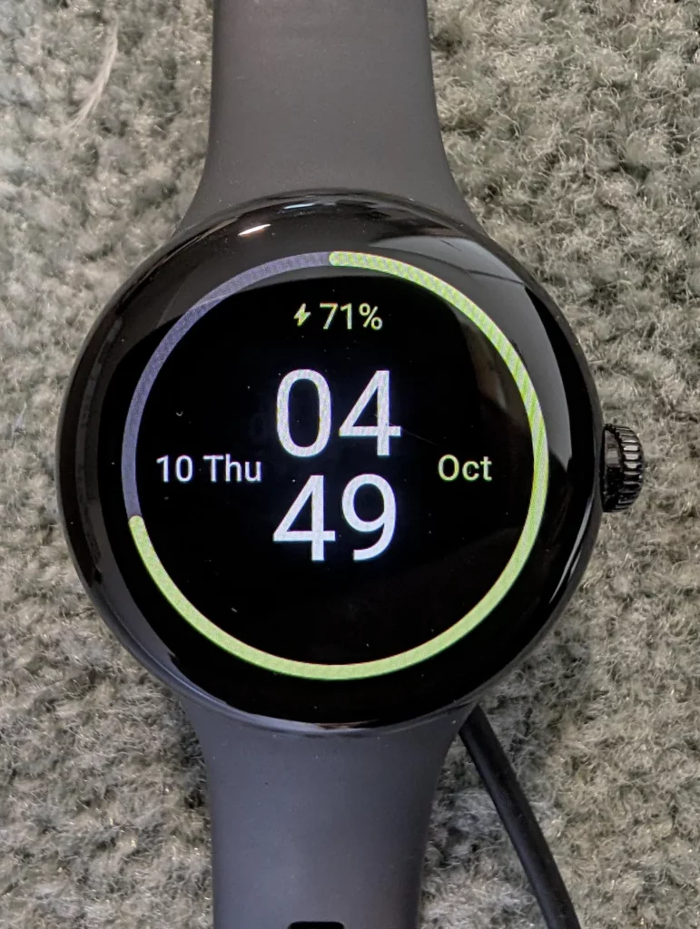 google-pixel-watch-charging-screen