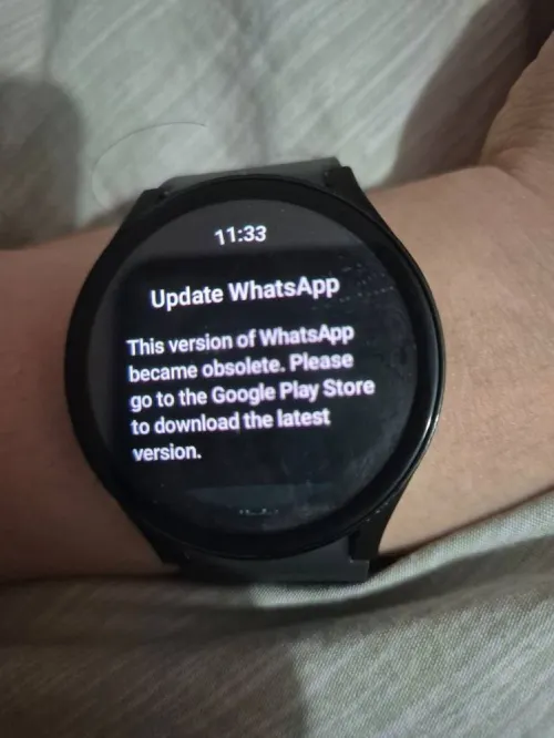 galaxy-watch-whatsapp-update-notice